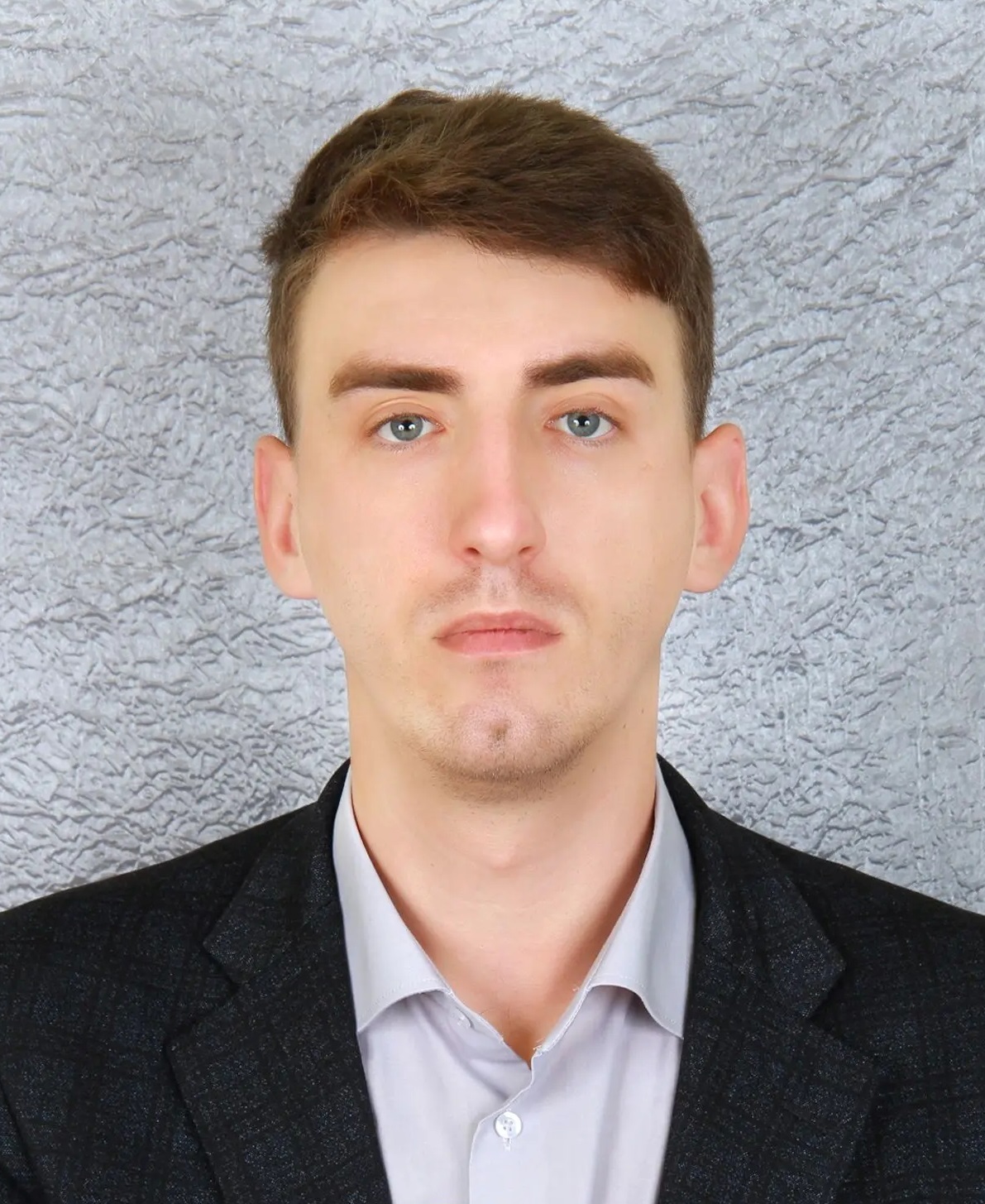 Косюра Максим Николаевич.