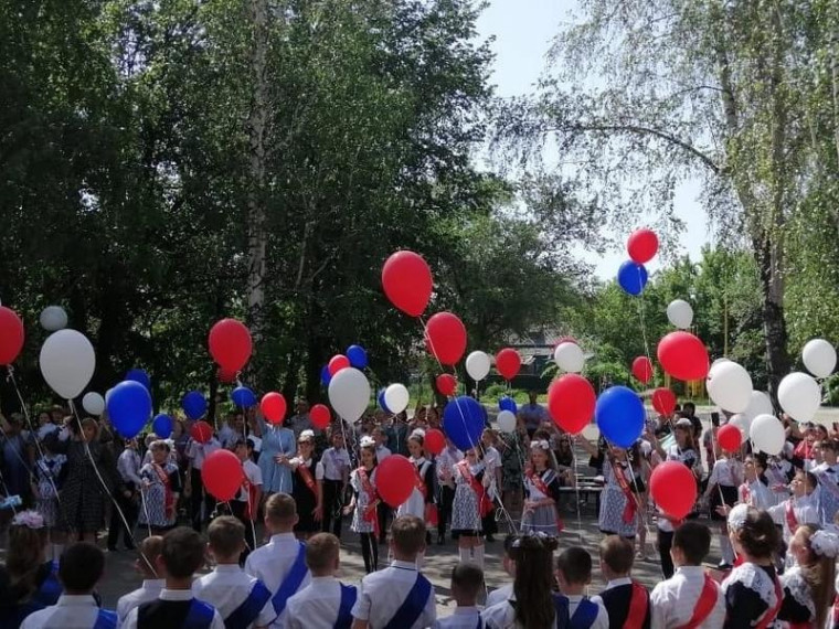 Прощание с начальной школой.